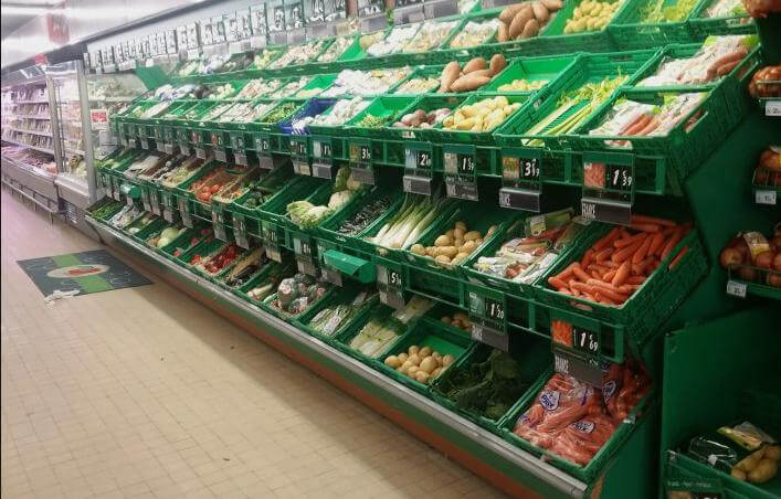 supermarket vegetable racks